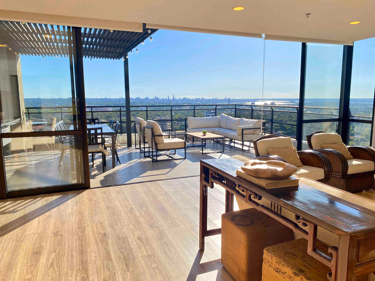 Interior de apartamento moderno em Assunção, disponível para Airbnb